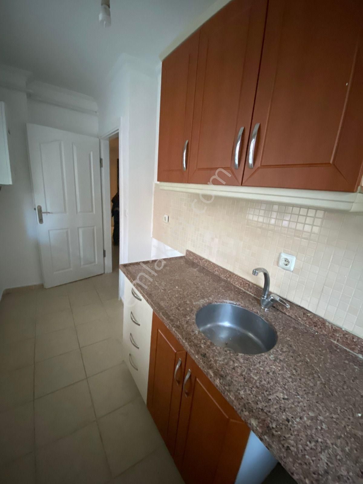 Naturel Emlaktan Sancaktepede 2+1 100m2 Geniş Daire - Görsel 4