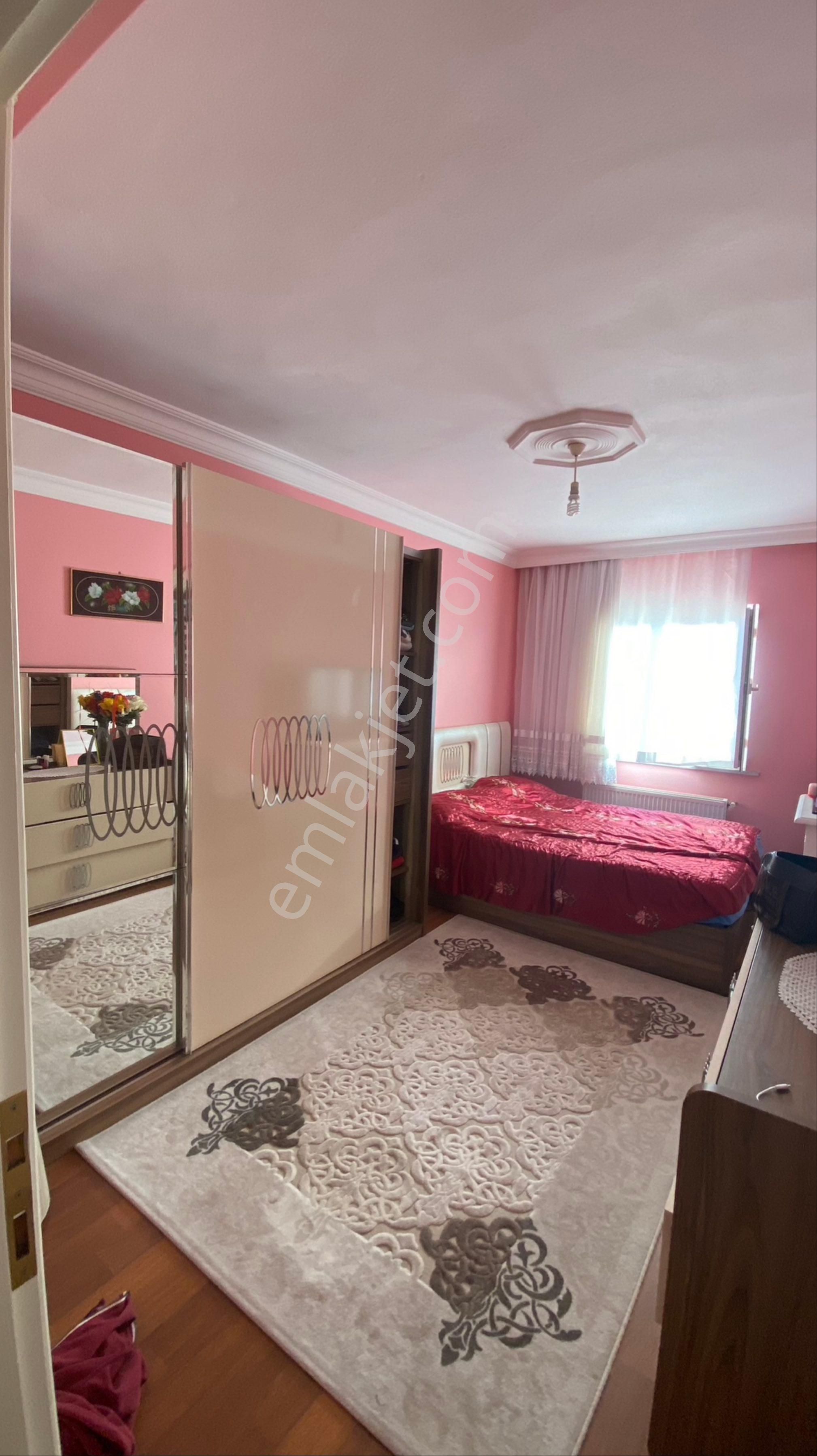 Nezih Sakin Sitede 2+1 Daire - Görsel 15