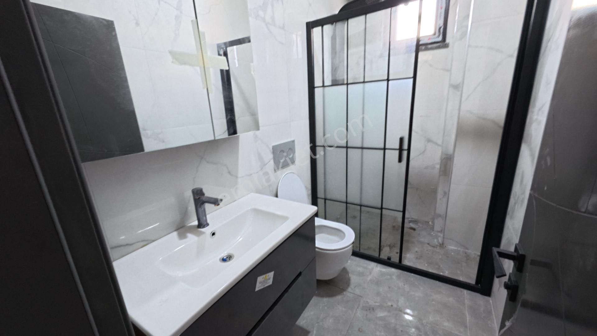 Sakarya Kocaali'de Geniş Bahçeli 3+1 Modern Villa - Görsel 23