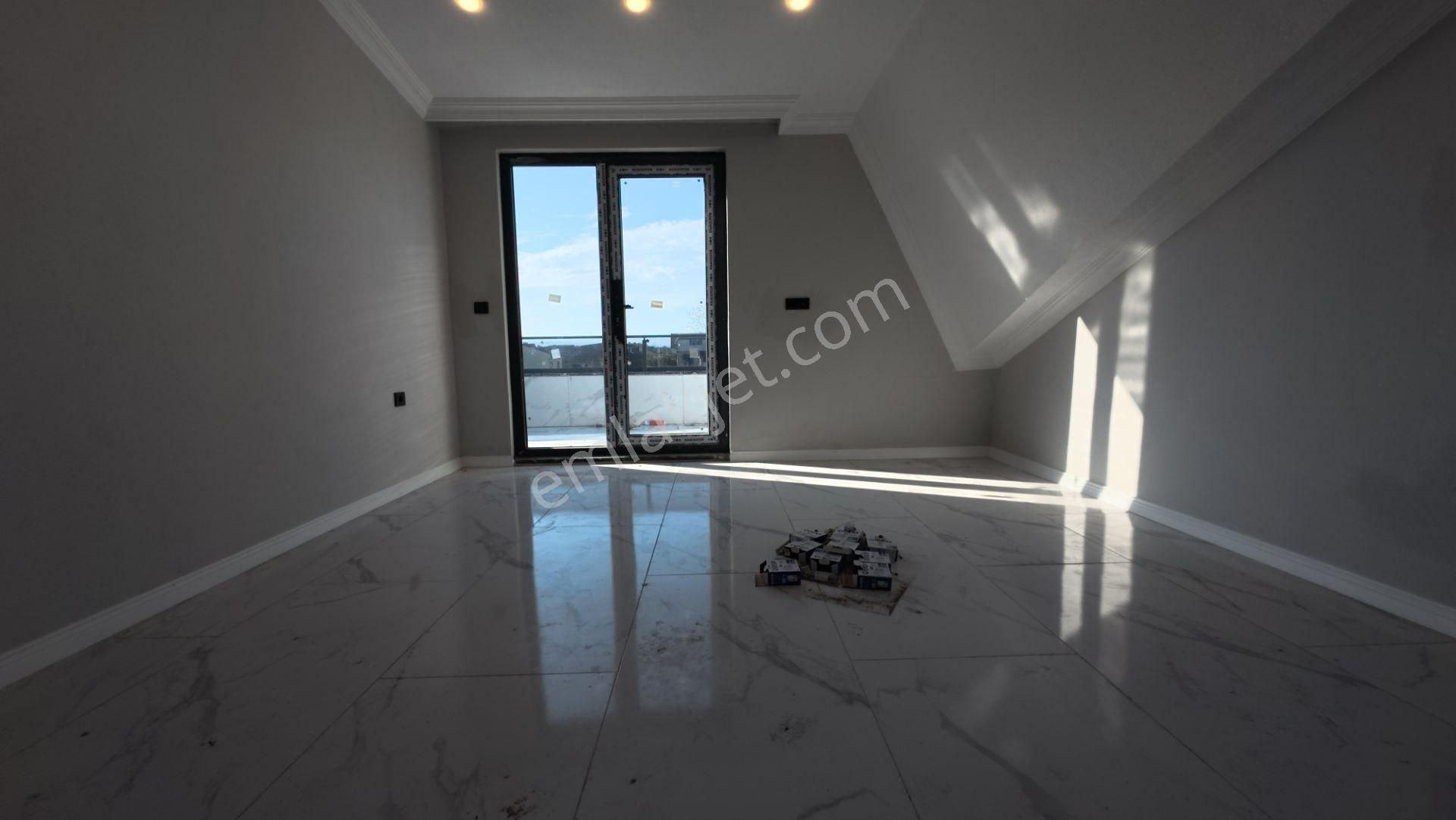 Sakarya Kocaali'de Geniş Bahçeli 3+1 Modern Villa - Görsel 28