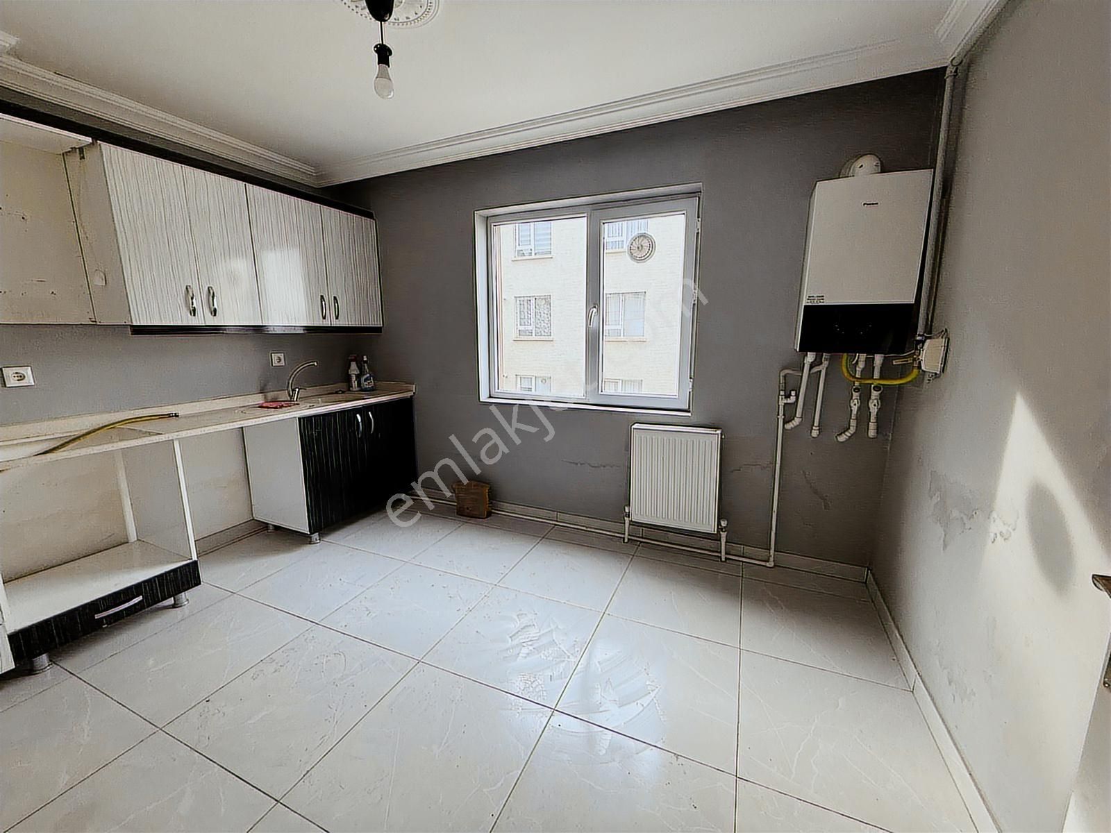 Keçiörende 4+1asansörlü İskanlı Dubleks Cadde Yanı Acil Kiralık - Görsel 32