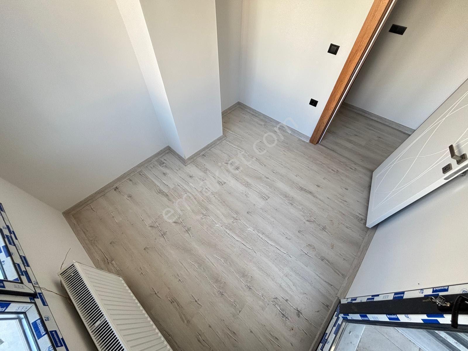 Mera Emlaktan Tuzcumurat Mh. Ön Cephe 2+1 85m2 Lüx Daire - Görsel 12
