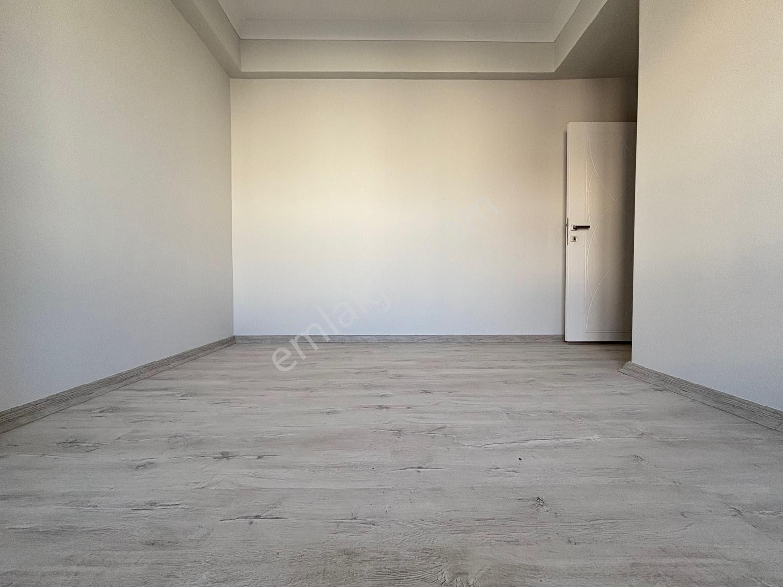 Mera Emlaktan Tuzcumurat Mh. Ön Cephe 2+1 85m2 Lüx Daire - Görsel 17