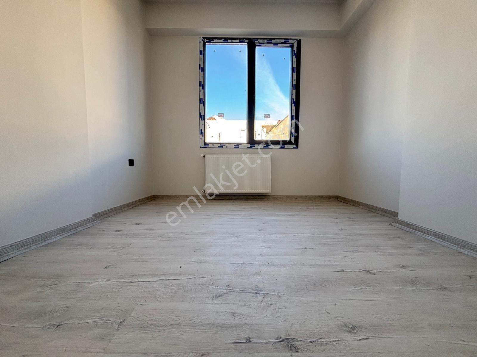 Mera Emlaktan Tuzcumurat Mh. Ön Cephe 2+1 85m2 Lüx Daire - Görsel 5