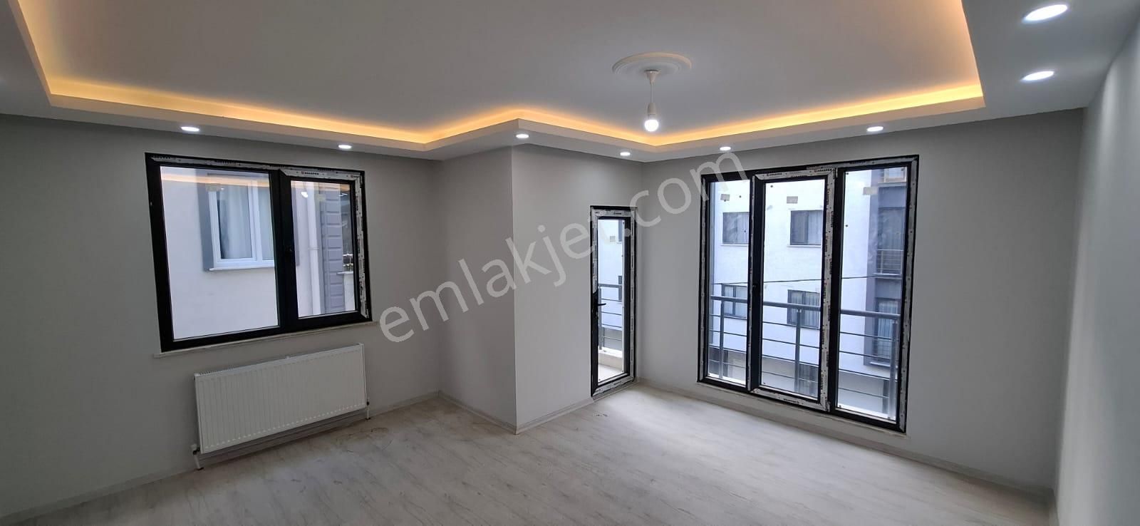 Naturel Emlaktan Sancaktepede 2+1 Fırsat Daire