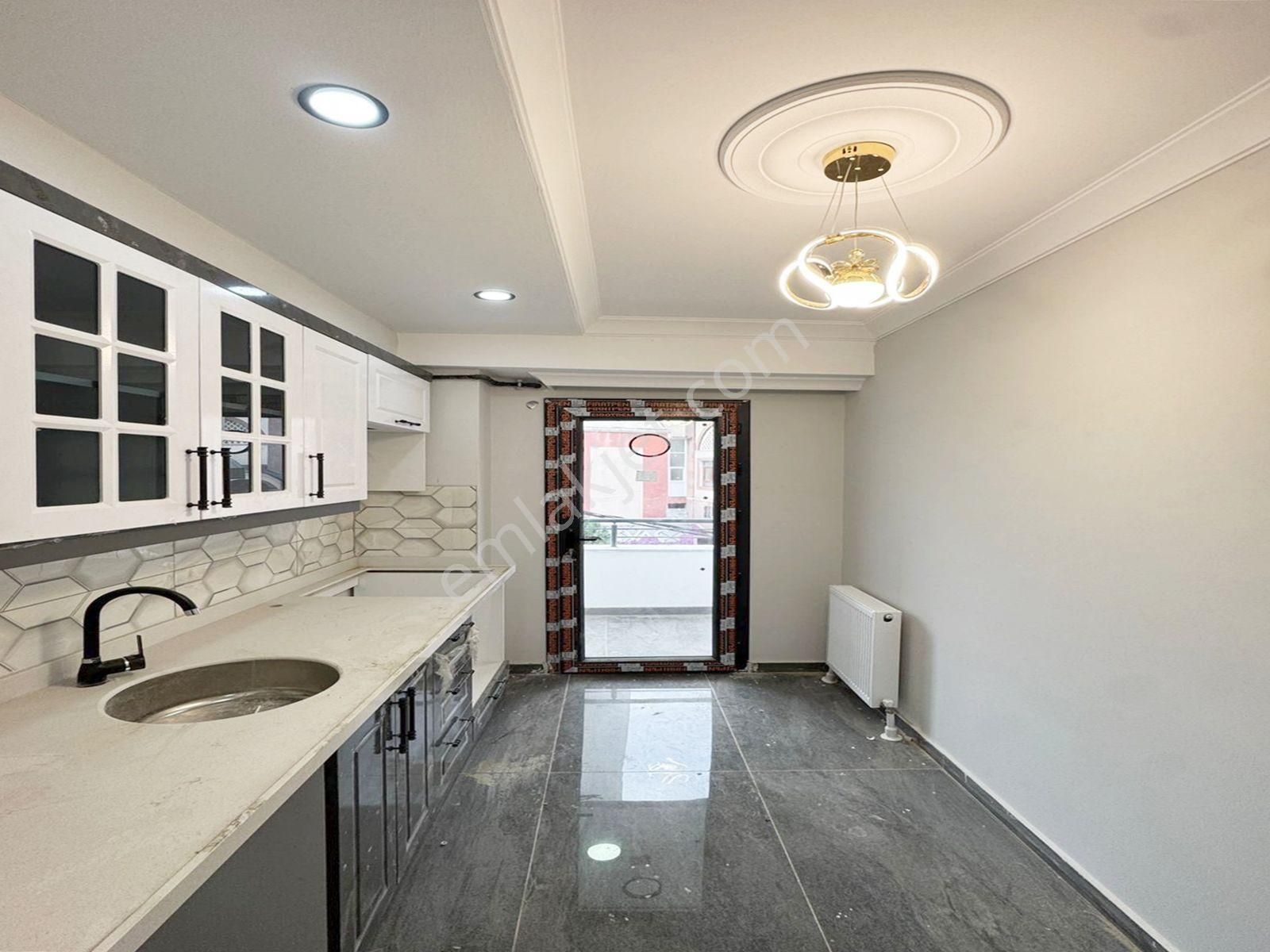 Cadde34 Yapı'dan Sultaniye'de Sıfır Eminevim & %75 Krediye Uygun Balkonlu Satılık Arakat Daire!! - Görsel 3