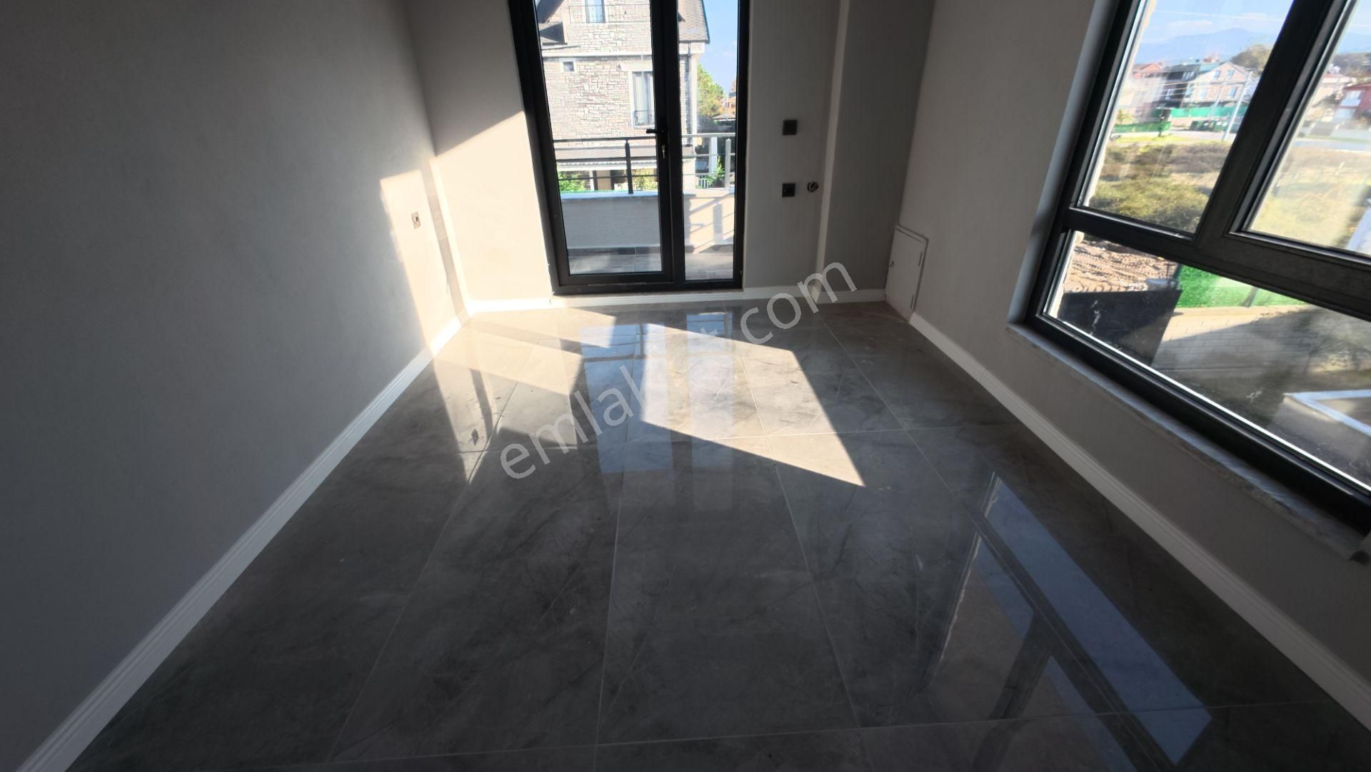 Sakarya Kocaali'de Müstakil Havuzlu 3+1 Modern Villa - Görsel 21