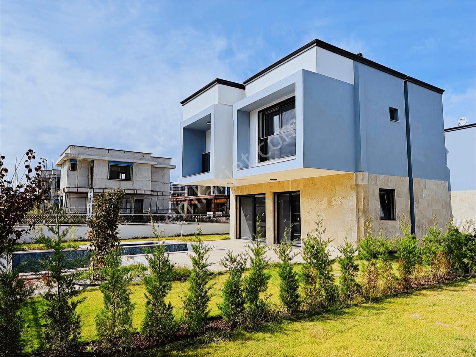 Güzelçamlı'da Denize 250 Mt Tek Müstakil Özel Havuzlu 3+1 Villa - Görsel 6