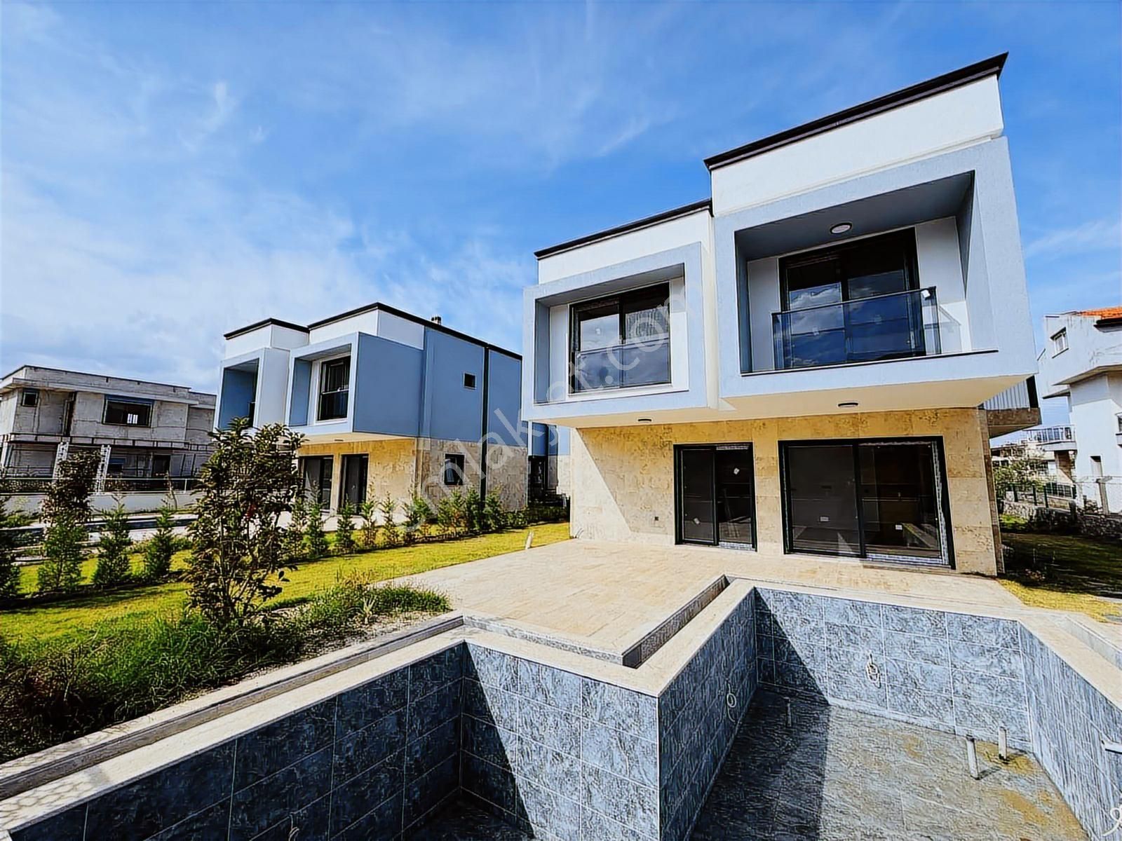 Güzelçamlı'da Denize 250 Mt Tek Müstakil Özel Havuzlu 3+1 Villa - Görsel 9