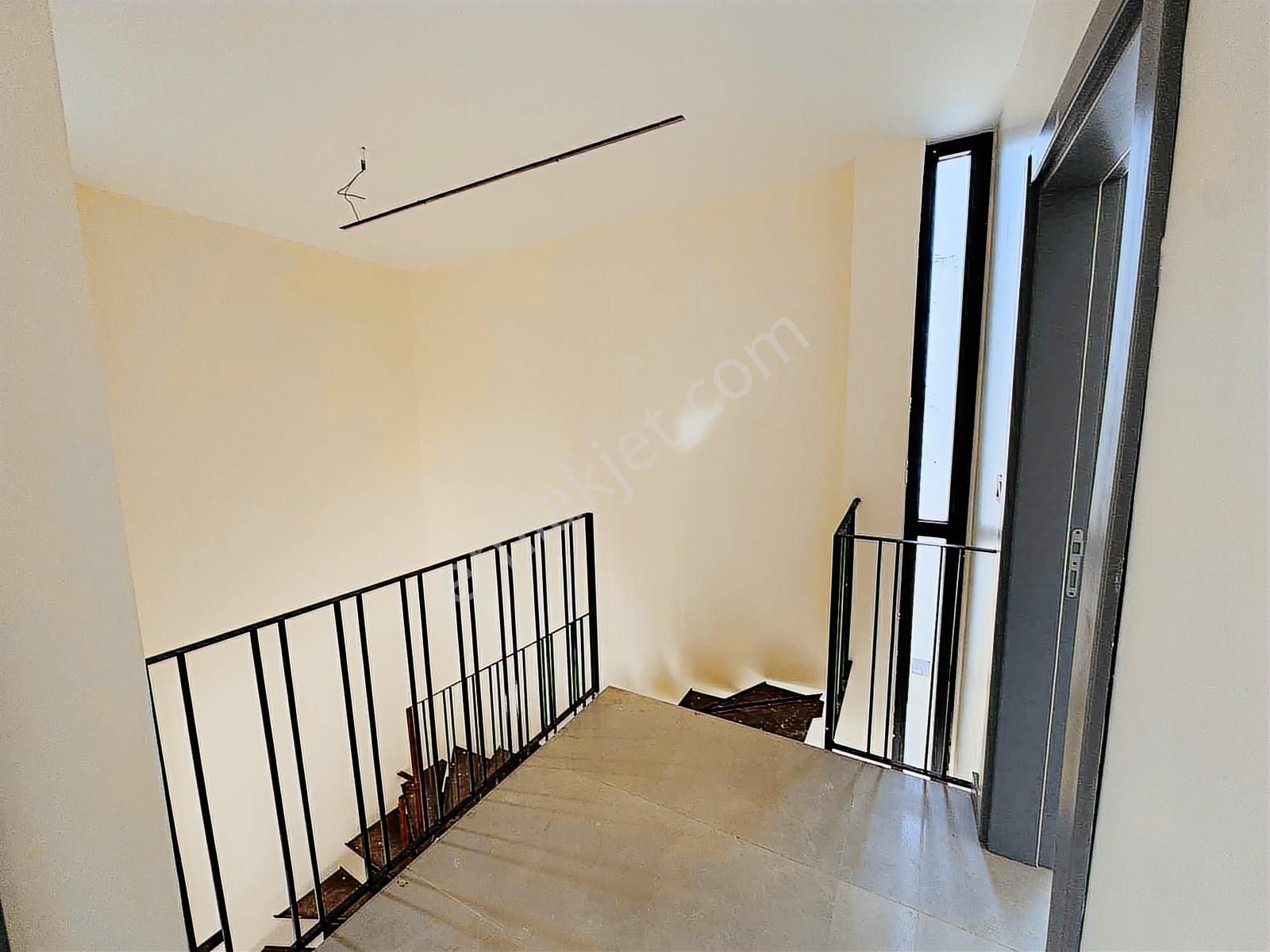 Güzelçamlı'da Denize 250 Mt Tek Müstakil Özel Havuzlu 3+1 Villa - Görsel 19