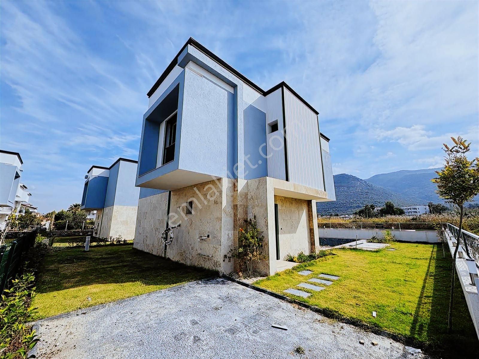 Güzelçamlı'da Denize 250 Mt Tek Müstakil Özel Havuzlu 3+1 Villa - Görsel 7