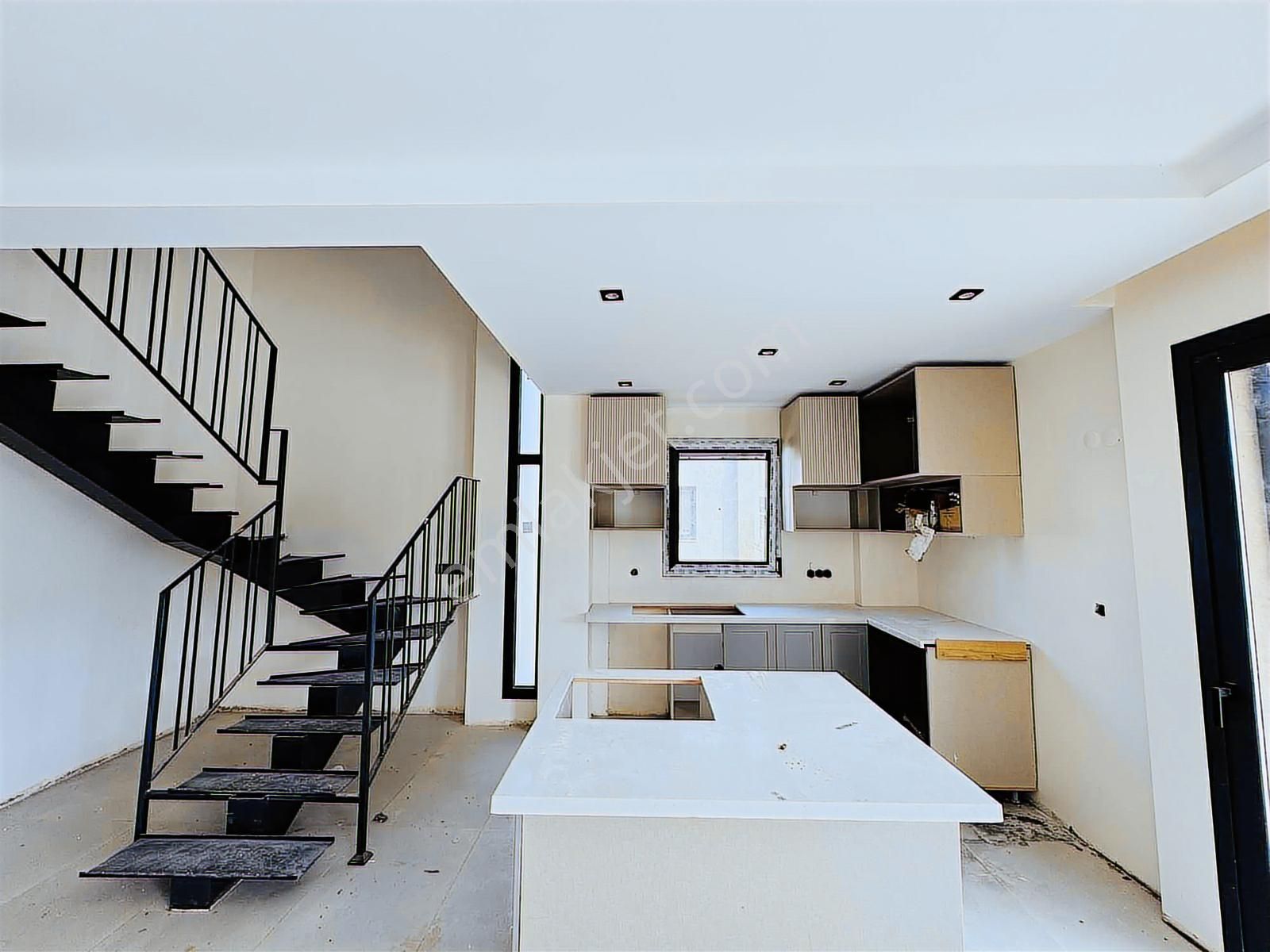 Güzelçamlı'da Denize 250 Mt Tek Müstakil Özel Havuzlu 3+1 Villa - Görsel 11