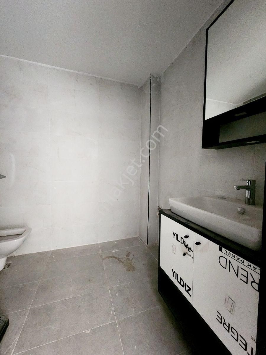 Hcl'den Mezitli/kuyuluk Satılık Ultra Lüx 1+1/ 2 Çevriyolu 120m - Görsel 12