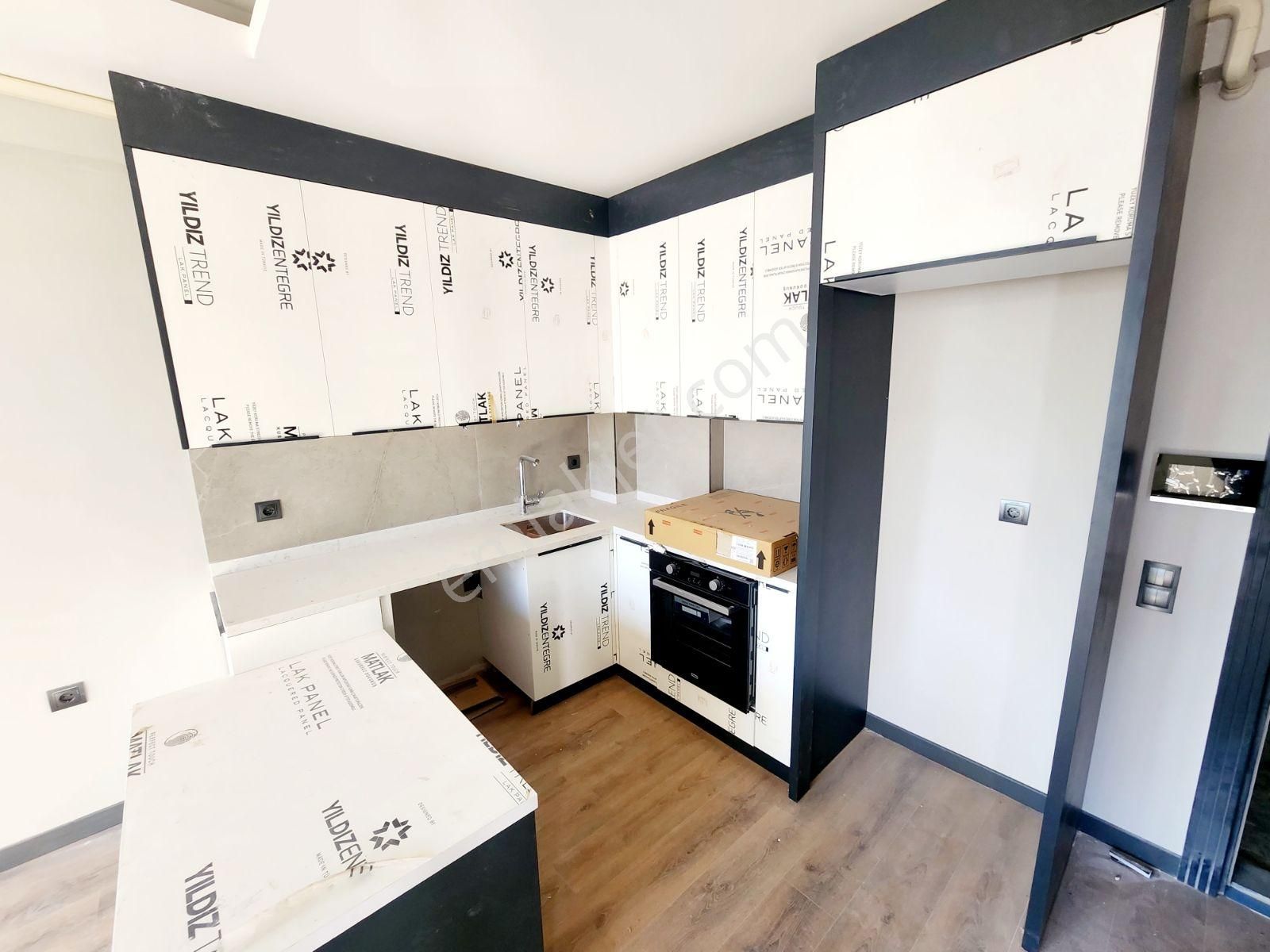 Hcl'den Mezitli/kuyuluk Satılık Ultra Lüx 1+1/ 2 Çevriyolu 120m - Görsel 2