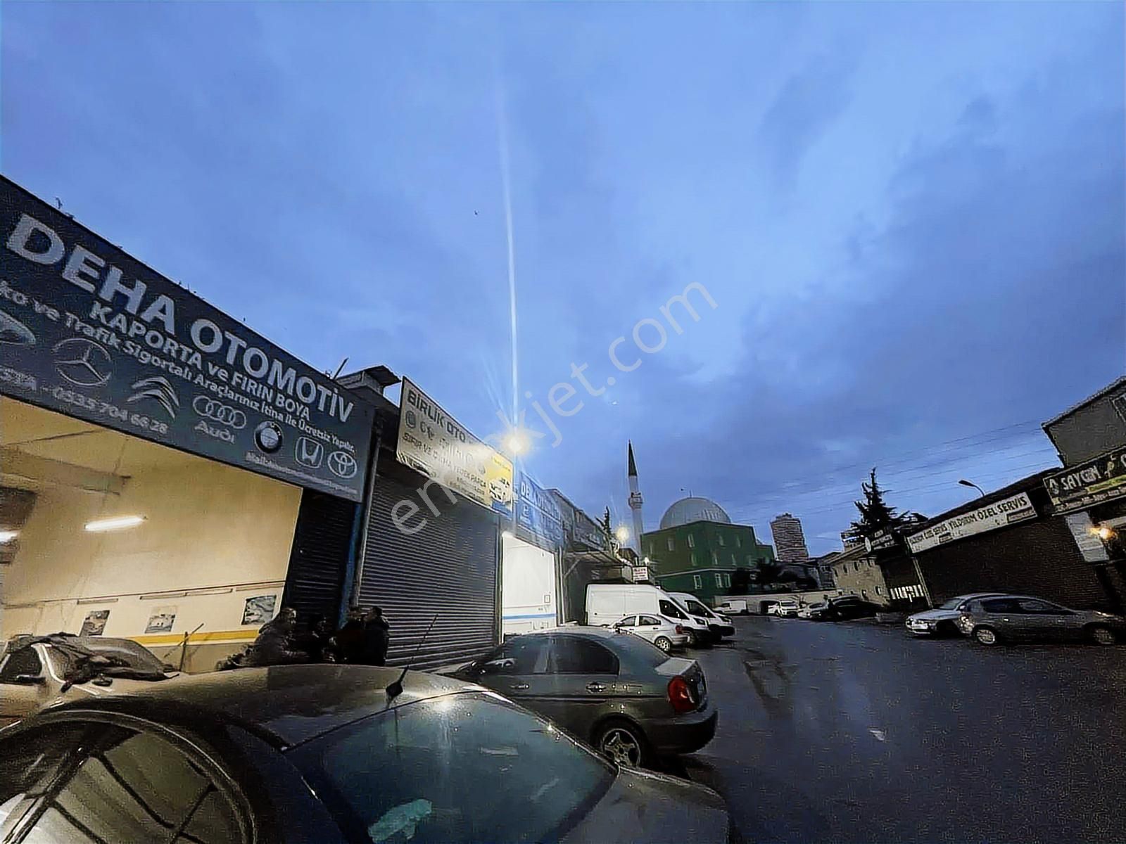 Esenyurt Fatih Sanayi Sitesi Fırsat Satılık Dükkan