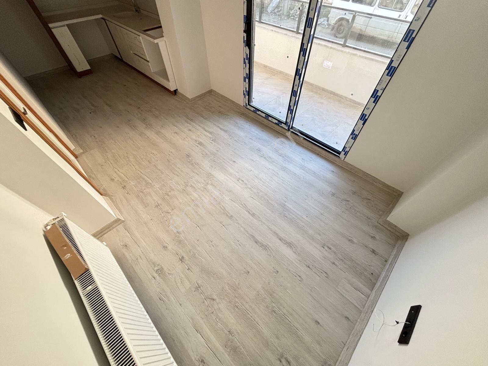 Mera Emlak Tuzcumurat Mh. Ön Cephe 1+1 55m2 Ultralüx Daire - Görsel 4