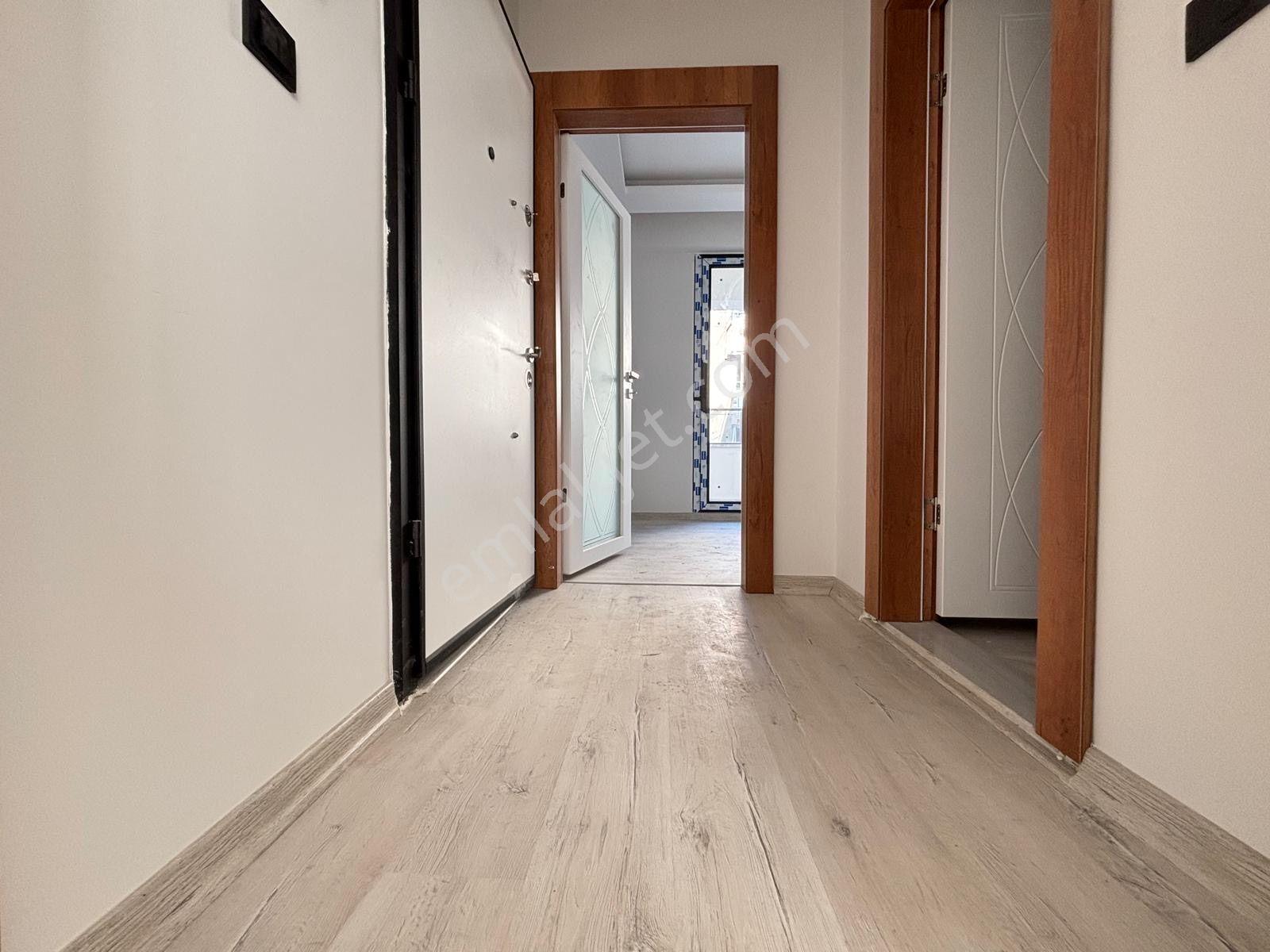 Mera Emlak Tuzcumurat Mh. Ön Cephe 1+1 55m2 Ultralüx Daire - Görsel 21