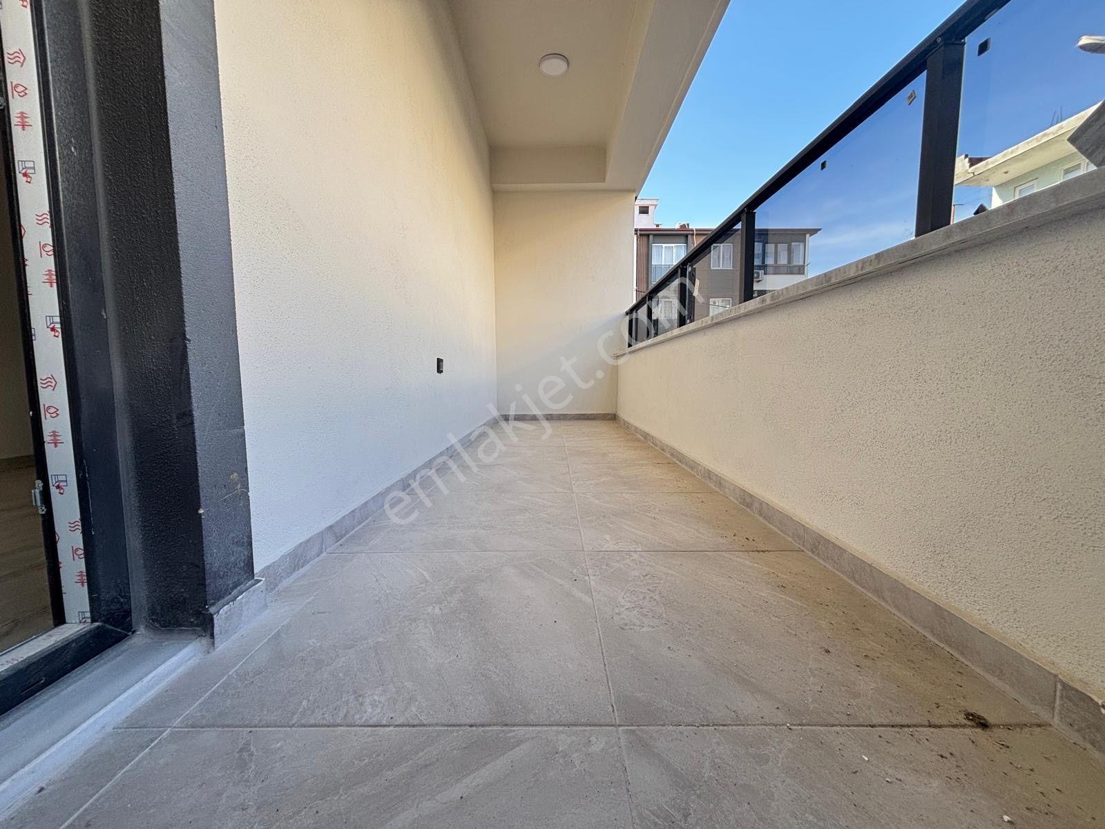 Mera Emlak Tuzcumurat Mh. Ön Cephe 1+1 55m2 Ultralüx Daire - Görsel 8