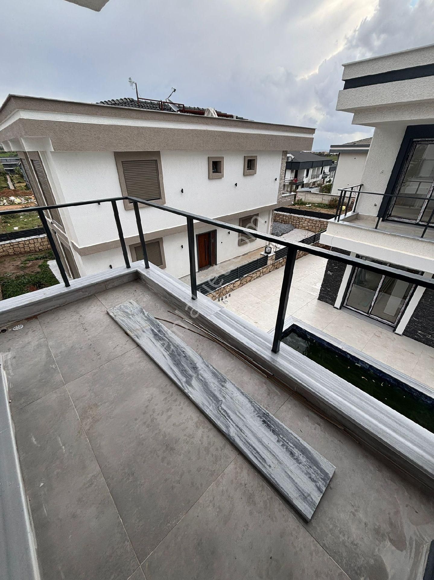 4+1 Sıfır Villa Altan İsitma+akıllı Sistem+havuzlu+alta Odası Var+evebeyn Banyo+sadece 2katlı - Görsel 17