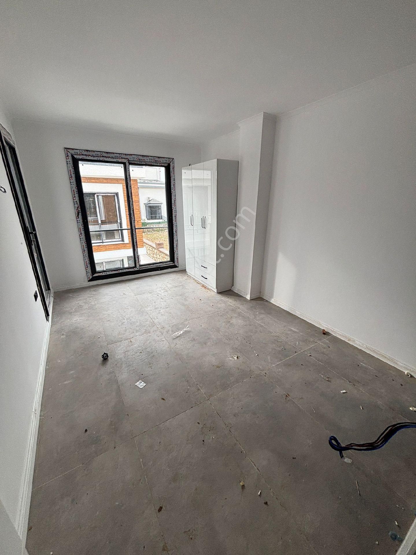 4+1 Sıfır Villa Altan İsitma+akıllı Sistem+havuzlu+alta Odası Var+evebeyn Banyo+sadece 2katlı - Görsel 16