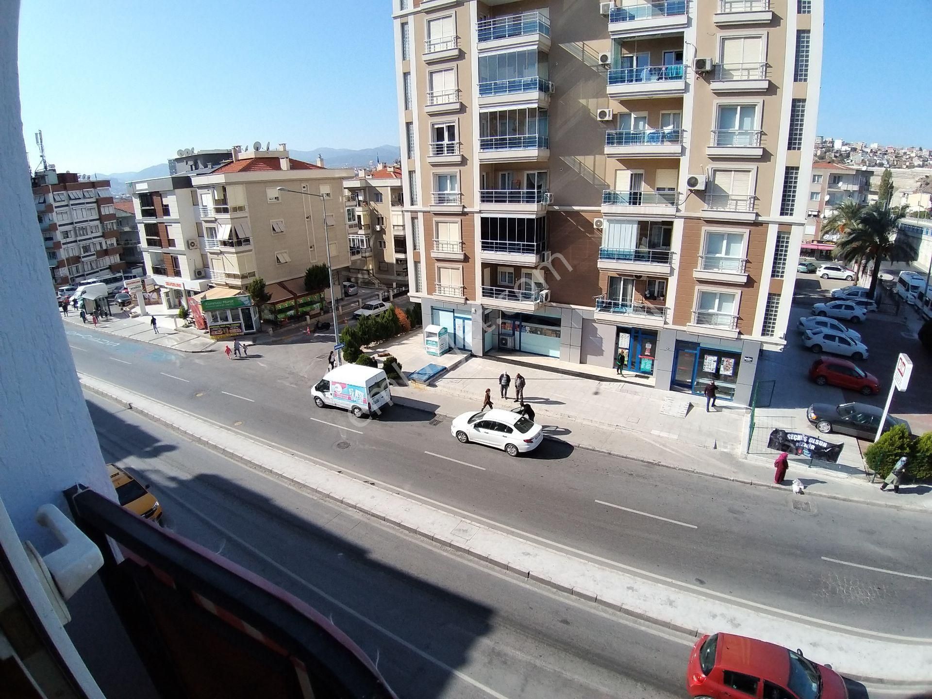 Buca Şirinyer Laleli Mahallesinde/uçanyolyanı //tünel Çıkışı/150m2//3+1arakat/köşe Masrfasız Daire - Görsel 26