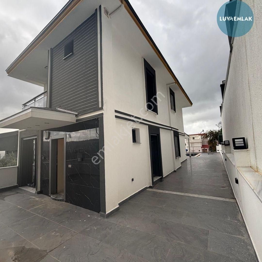 Didim Akbük'te Deniz Manzaralı Özel Havuzlu Tam Müstakil 4+1 Villa - Görsel 4