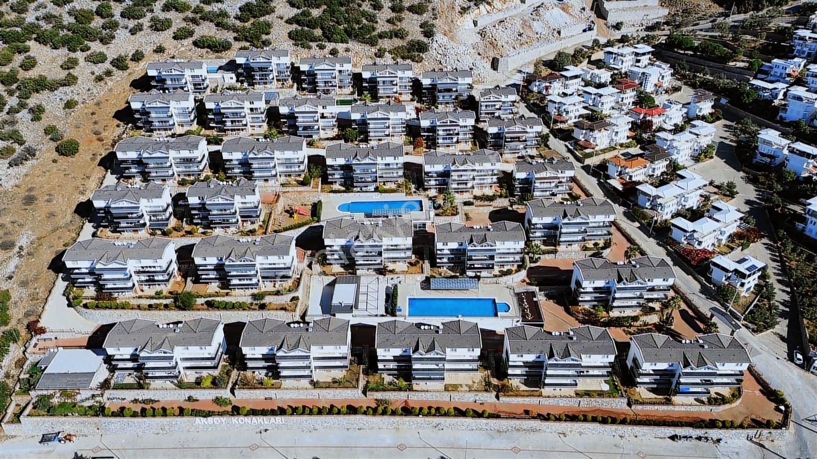 Akbükte Denize 500 Metre 2+1 Bahçe Dubleksi - Görsel 12