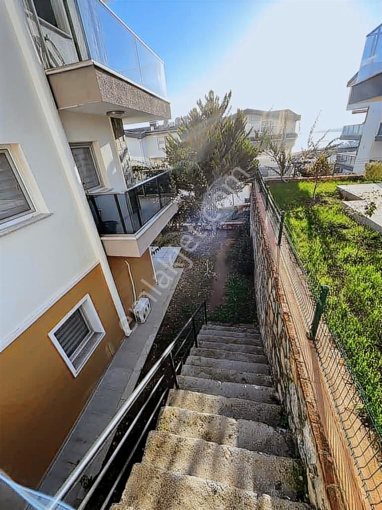 Akbükte Denize 500 Metre 2+1 Bahçe Dubleksi - Görsel 14