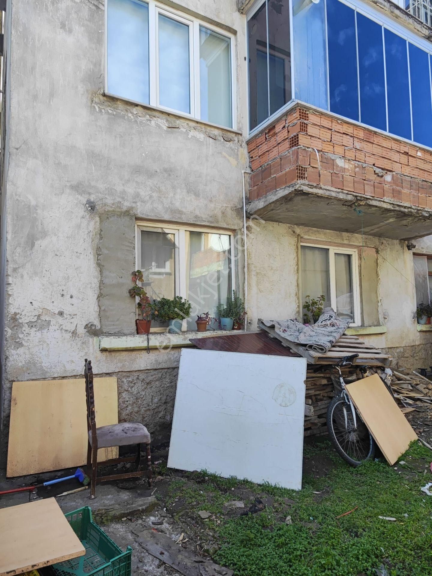 Yalı Gayrimenkul'den Kiracılı Satılık 2+1 Daire - Görsel 3