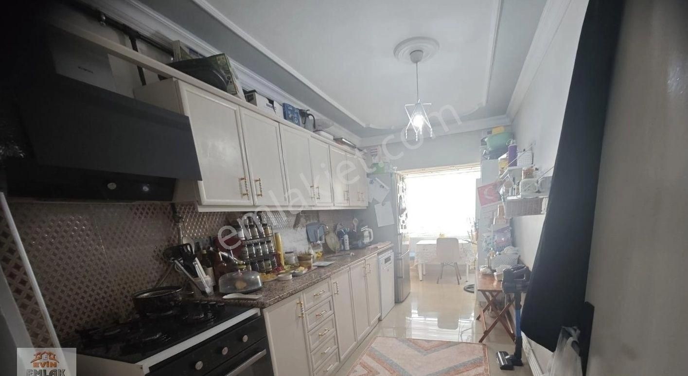 Göztepe Metro Yakını Otoparklı Doğalgazlı Köşe 2.arakat 3+1 - Görsel 15