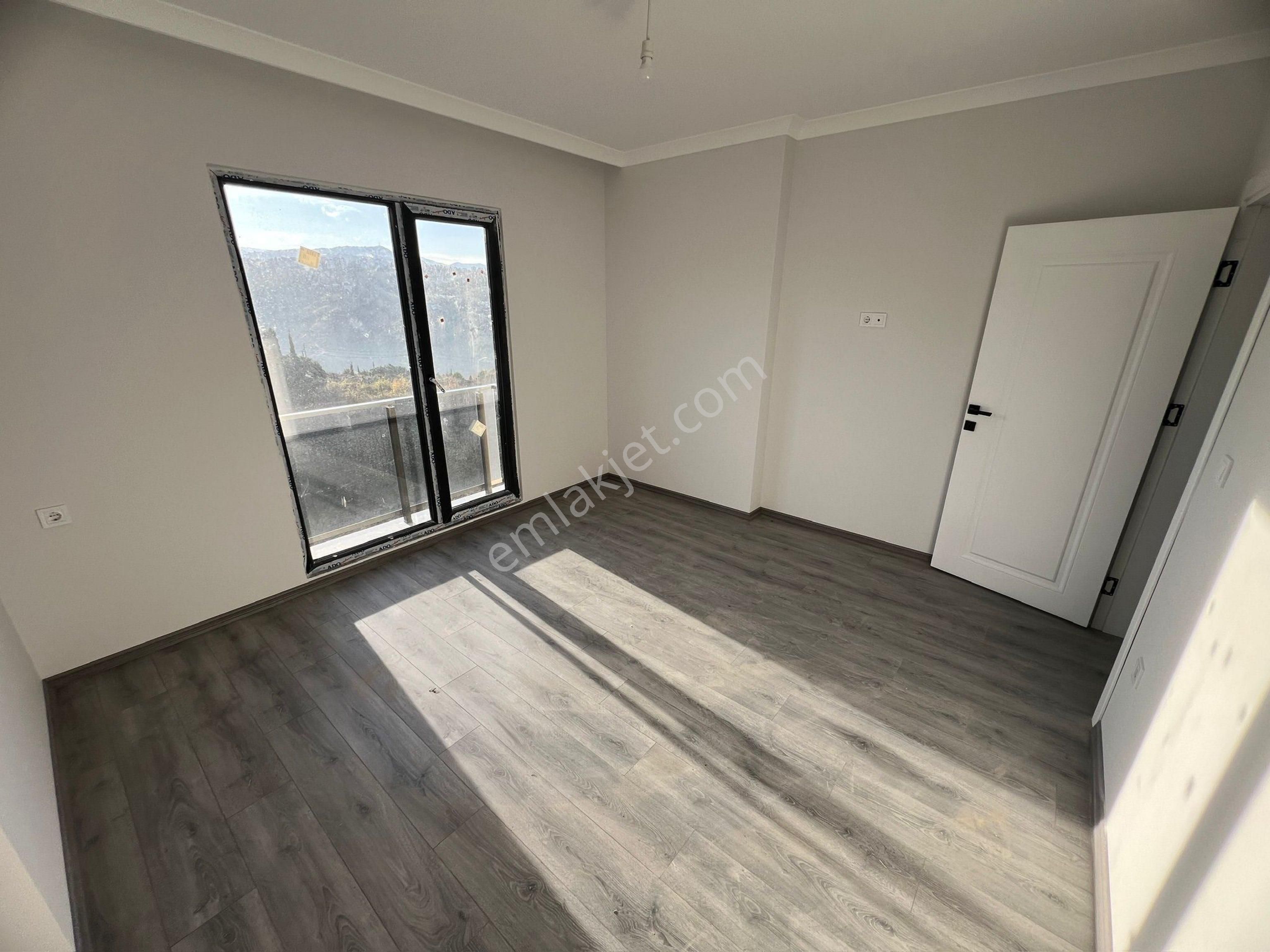 Yalı Gayrimenkulden Site İçi Sıfır Bina Sıfır 1+1 Satılık Daire - Görsel 10