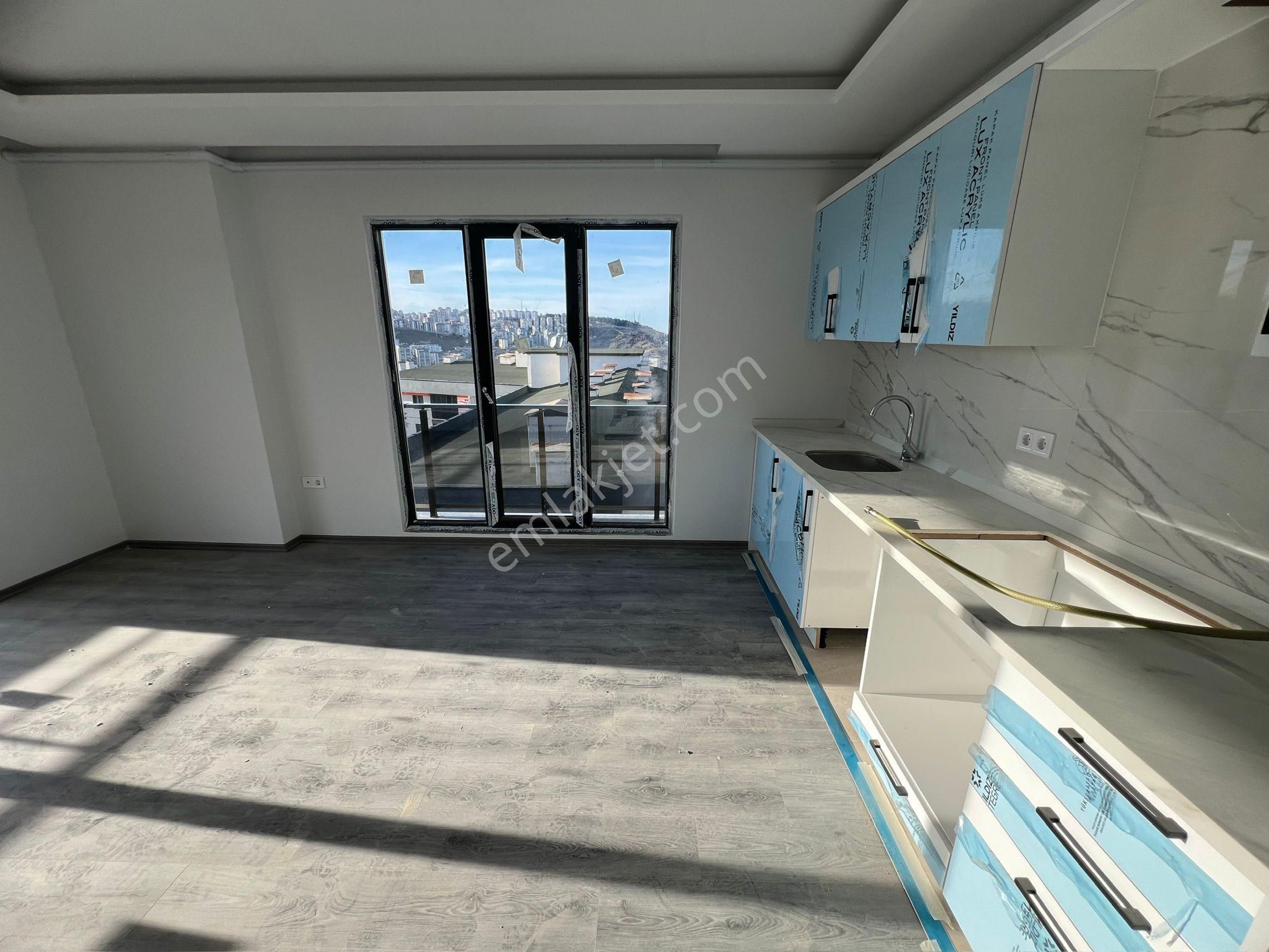 Yalı Gayrimenkulden Site İçi Sıfır Bina Sıfır 1+1 Satılık Daire - Görsel 2