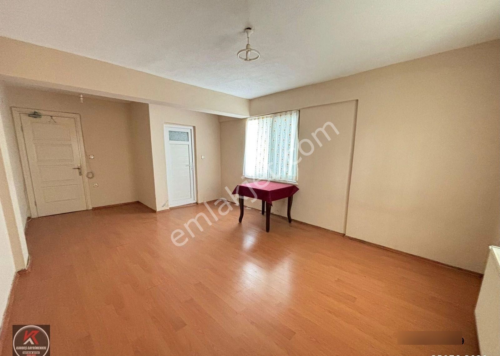 Karamürsel Dereköyde 12 Odalı 3 Katlı Satılık Müstakil Bina - Görsel 23