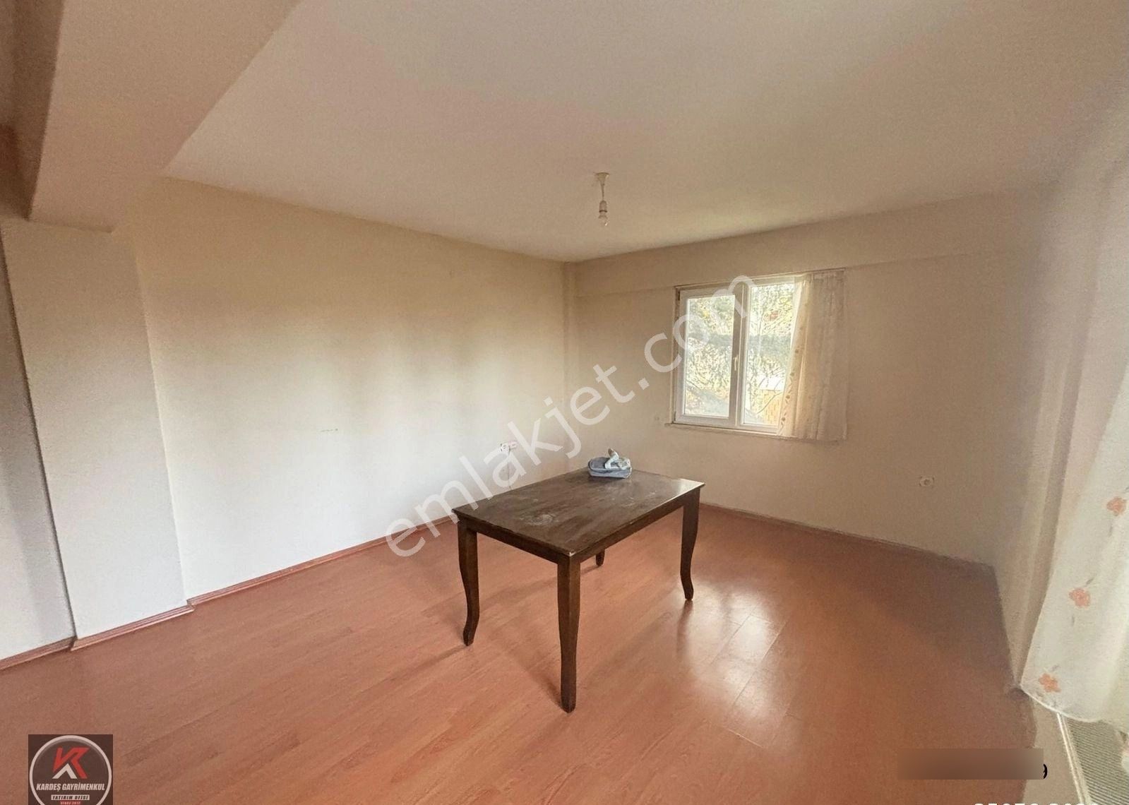 Karamürsel Dereköyde 12 Odalı 3 Katlı Satılık Müstakil Bina - Görsel 7