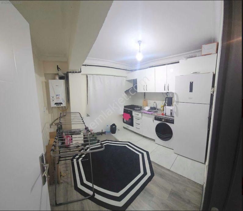 E5 Metro Yakını Kültür Üniversitesine Yakın Otoparklı