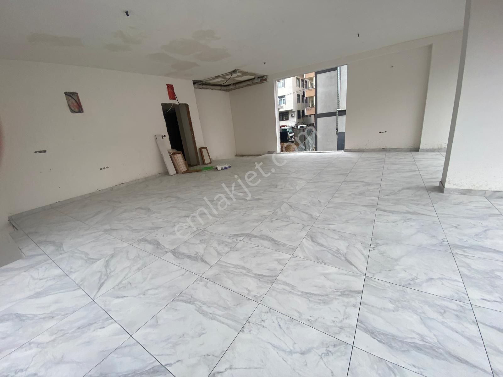 Esenyalı Ana Cadde Üzeri Köşe Başı Mükemmel Yeni Sıfır Dükkan - Görsel 12