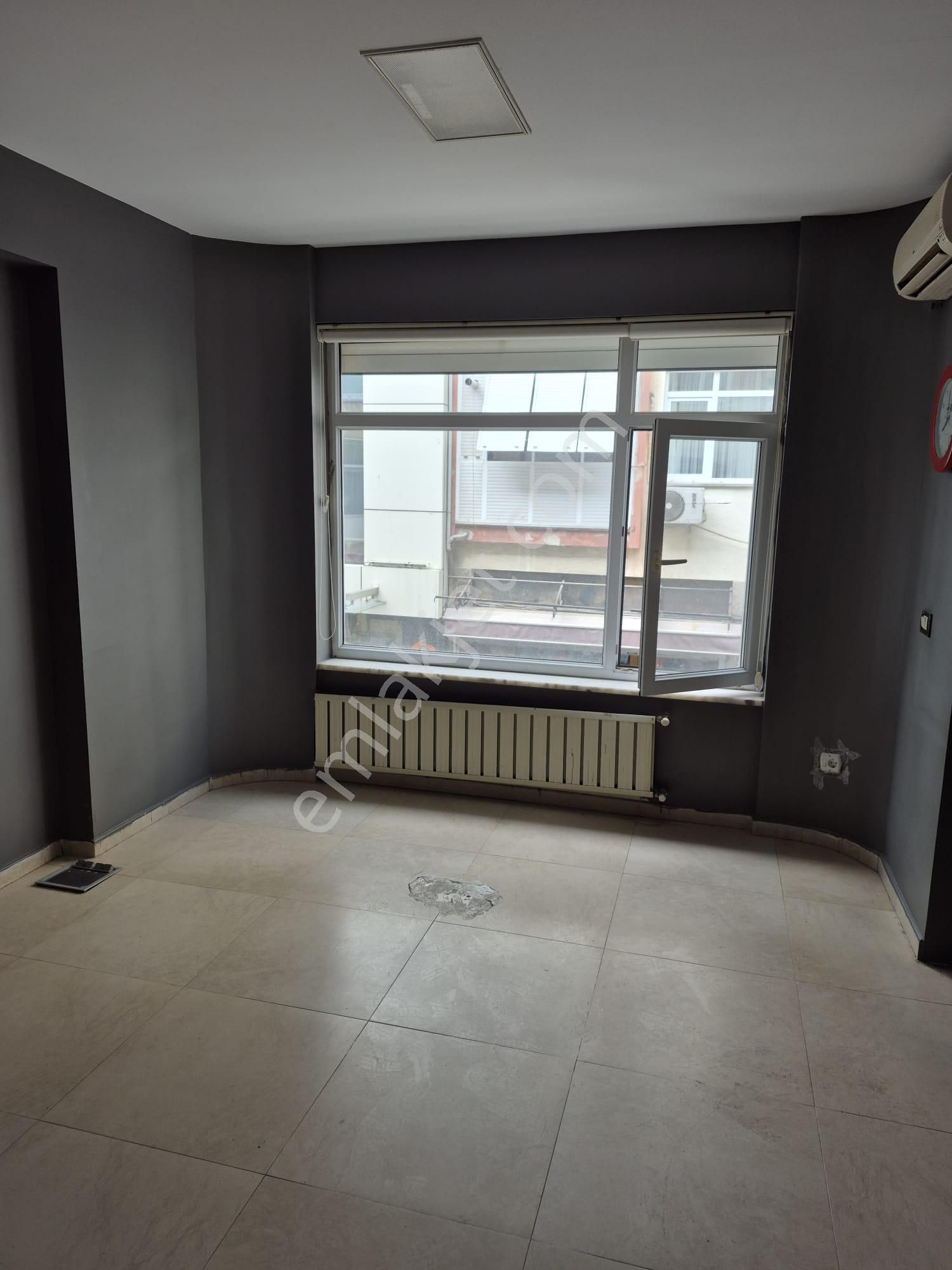 Pendik Uzmanı Cemal Kınay'dan Çarşı İçi Kiralık,1.kat İşyeri - Görsel 3