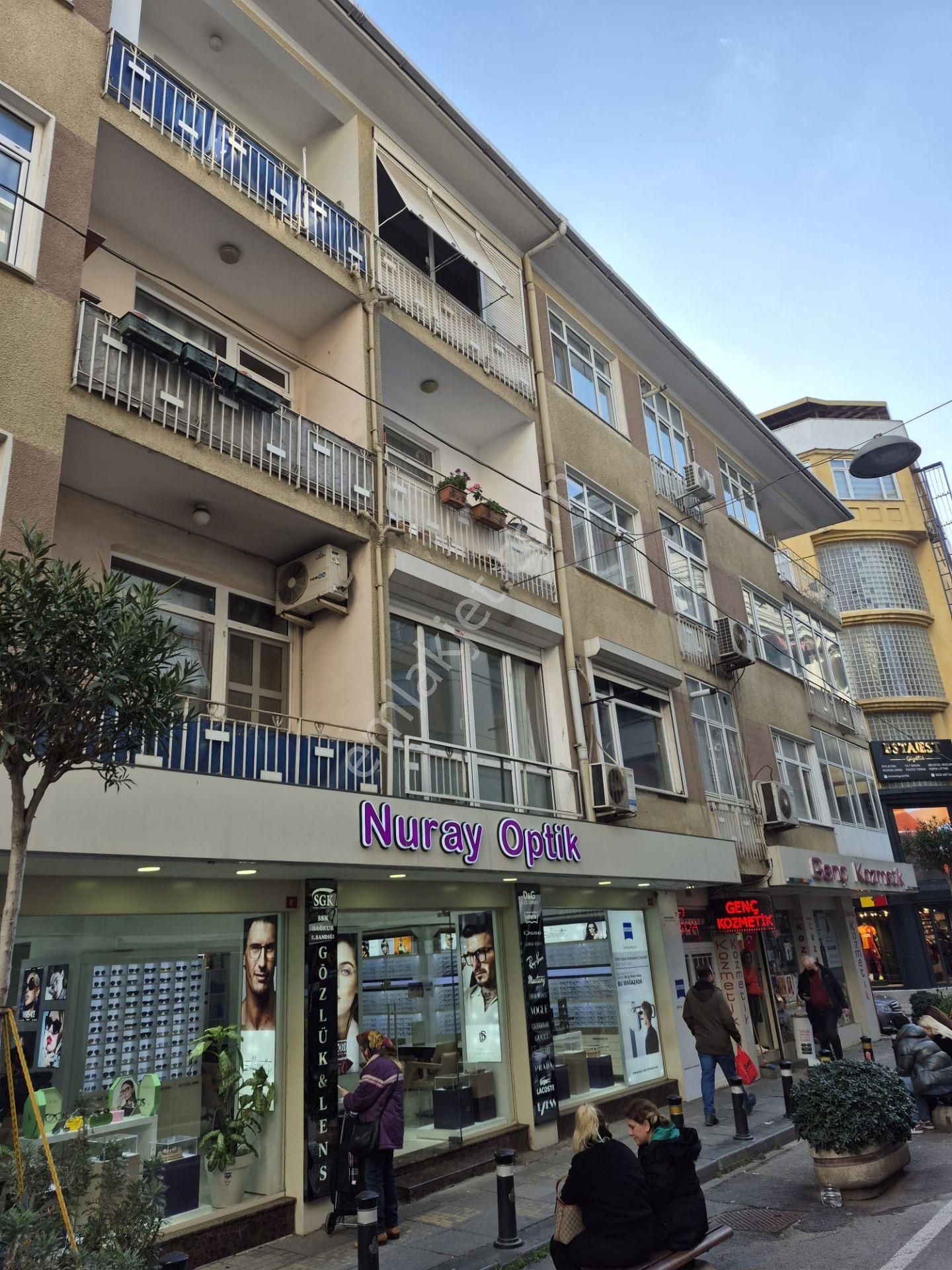 Pendik Uzmanı Cemal Kınay'dan Çarşı İçi Kiralık,1.kat İşyeri