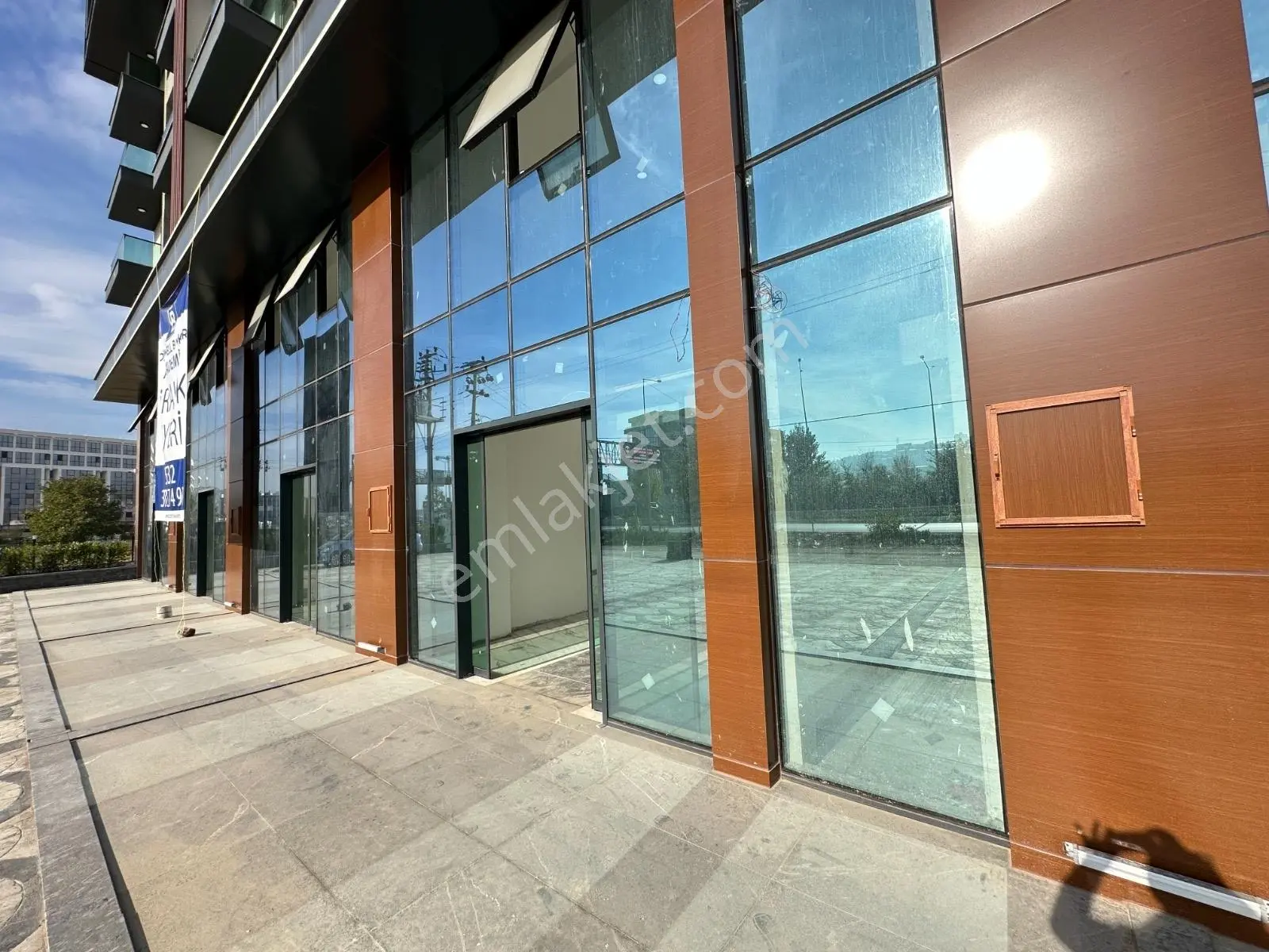 Cb Akademi Rezidanslar Bölgesi Kiralık Anayol Cephe 45 M2 Dükkan - Görsel 29