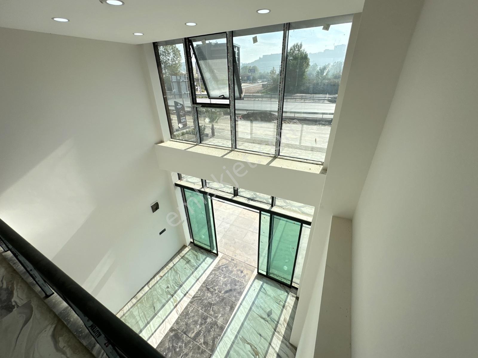 Cb Akademi Rezidanslar Bölgesi Kiralık Anayol Cephe 45 M2 Dükkan - Görsel 13