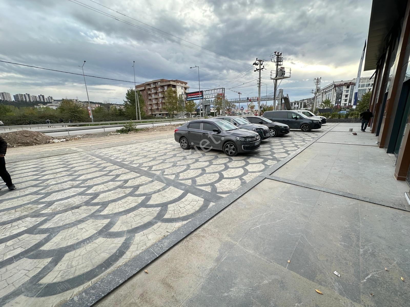 Cb Akademi Rezidanslar Bölgesi Kiralık Anayol Cephe 45 M2 Dükkan - Görsel 8
