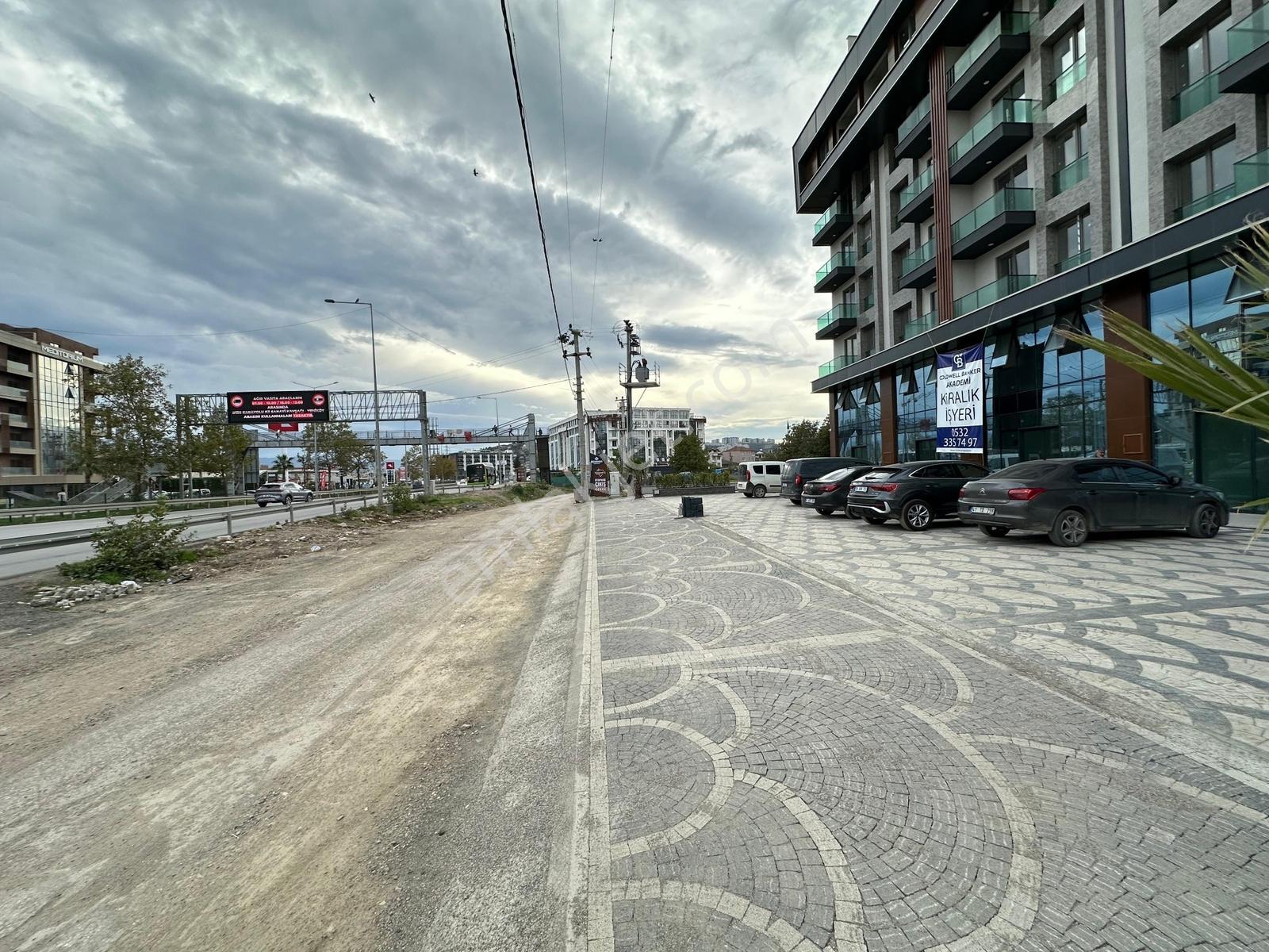 Cb Akademi Rezidanslar Bölgesi Kiralık Anayol Cephe 45 M2 Dükkan - Görsel 7