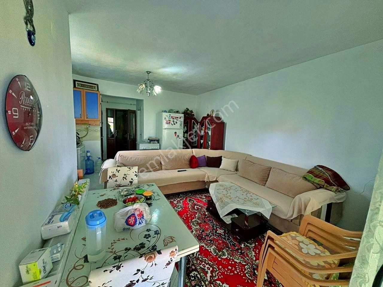 Uytundan Pelitköyde Denize 150 Metre Bahçe Kullanımlı 3+1 Villa - Görsel 18