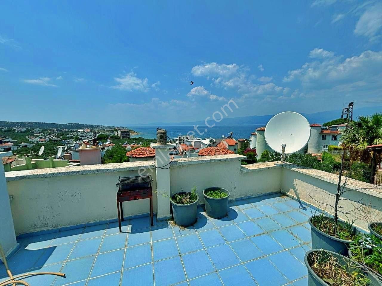 Uytundan Pelitköyde Denize 150 Metre Bahçe Kullanımlı 3+1 Villa - Görsel 28