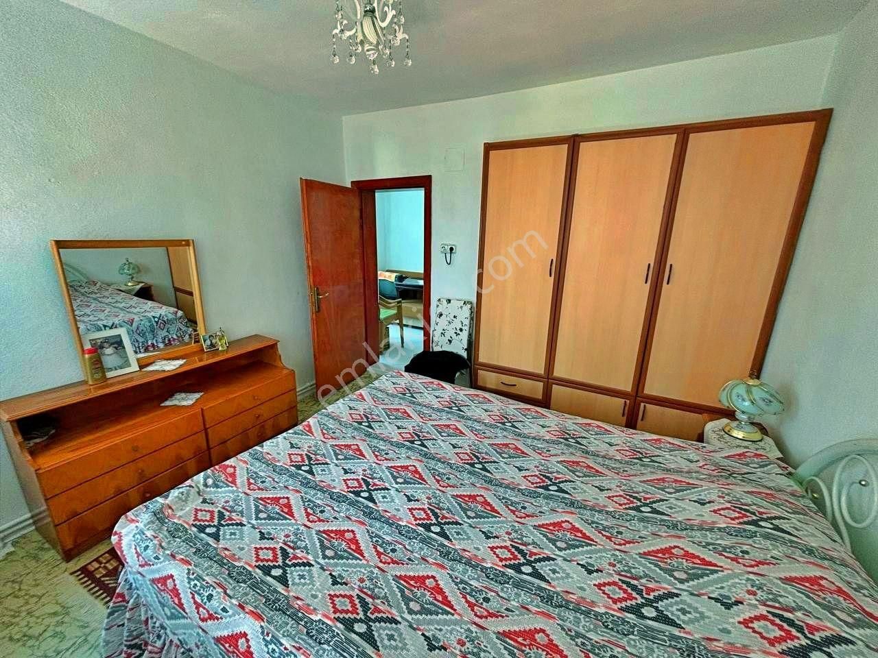 Uytundan Pelitköyde Denize 150 Metre Bahçe Kullanımlı 3+1 Villa - Görsel 10