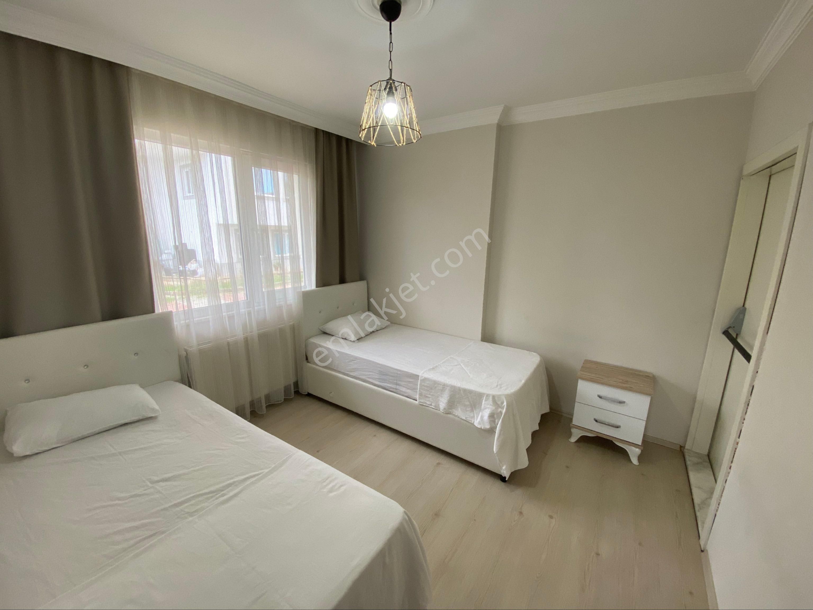 Yalı Gayrimenkulden Site İçerisinde Uzun Süreli Eşyalı 3+1 Daire - Görsel 12