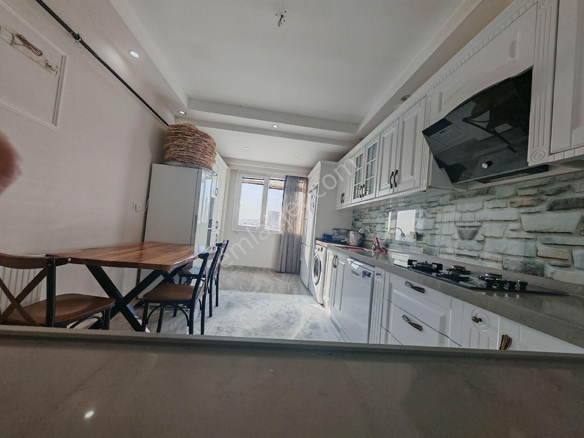 Faruk Yüksel Emlak Gürkan Sitesi Satılık 4 Oda Yapılı Dairw - Görsel 14