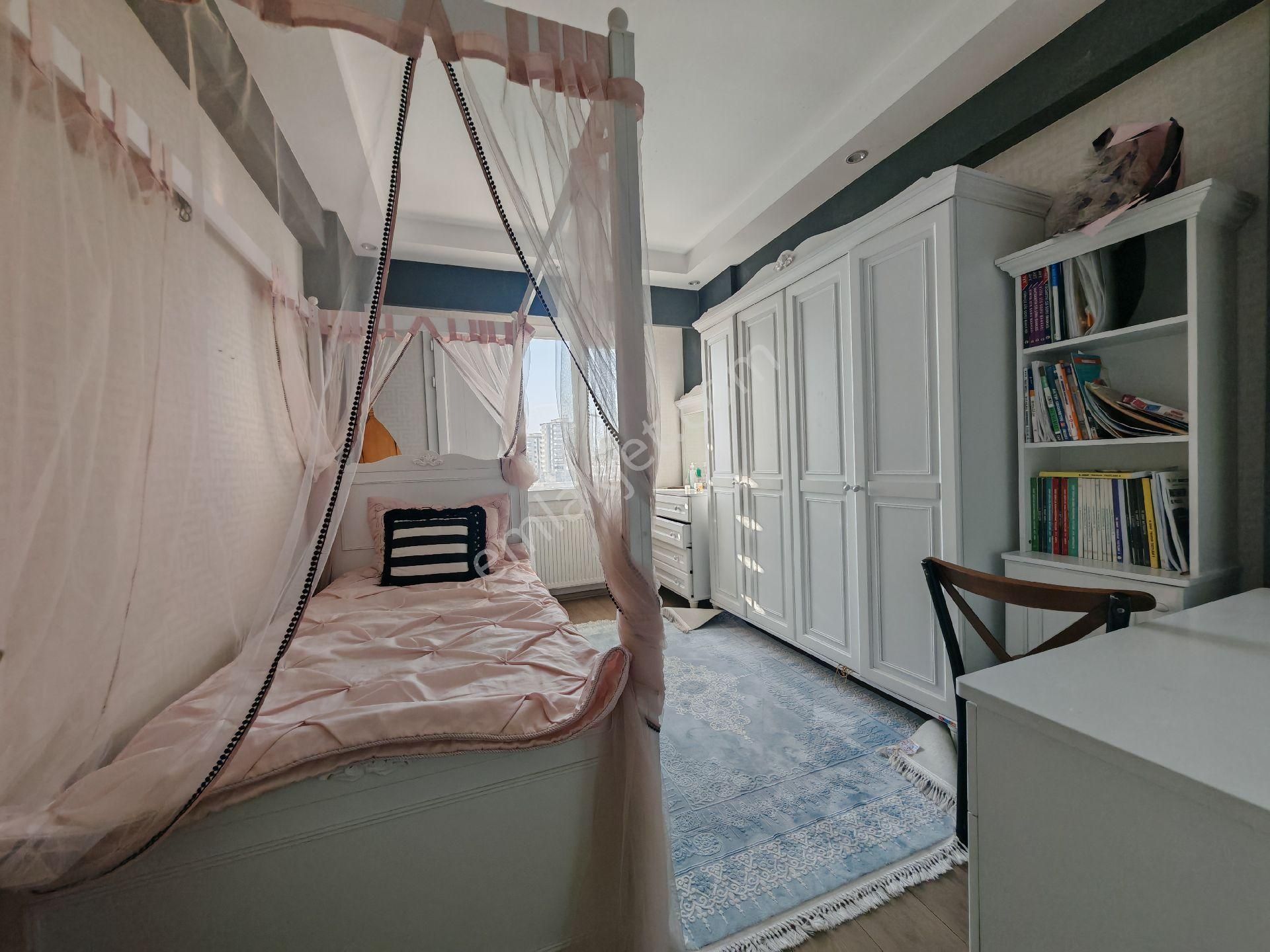 Faruk Yüksel Emlak Gürkan Sitesi Satılık 4 Oda Yapılı Dairw - Görsel 26