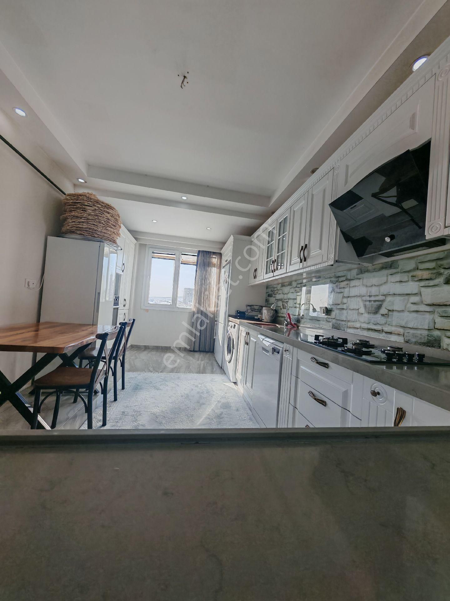 Faruk Yüksel Emlak Gürkan Sitesi Satılık 4 Oda Yapılı Dairw - Görsel 13