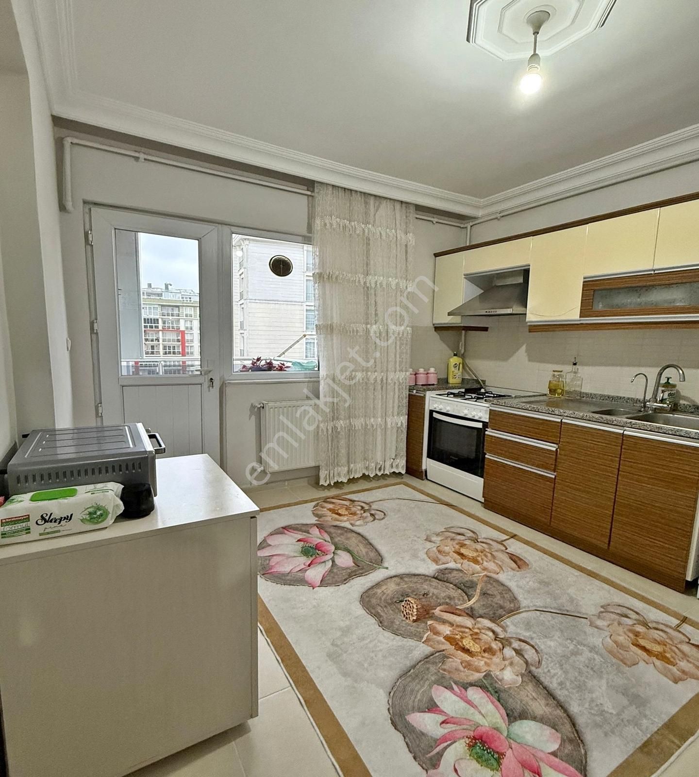 Beylikdüzü'nün Gözde Semti Adnan Kahveci'de Oturuma Uygun 3+1 !! - Görsel 13